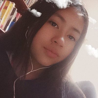 Timeline: Yo este año cumplo 14 y este año esta el  virus llamado covid19