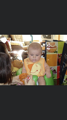 4 mois J'ai faim maman!!!