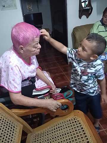 Avance del Alzheimer de mi abuela (familiar)