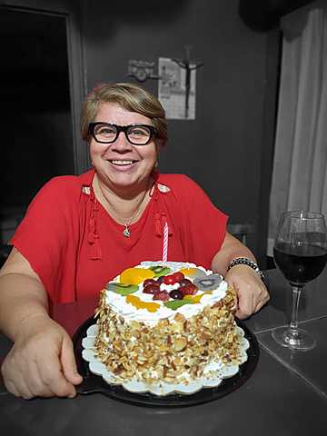 MAGDA SOLIS HERNANDEZ