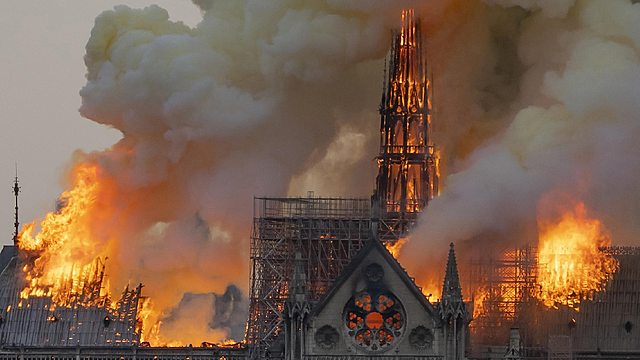 Événements internationaux#7:Incendie de la cathédrale Notre-Dame
