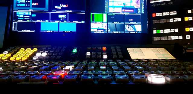 Tío Beto se vuelve un periodista de television