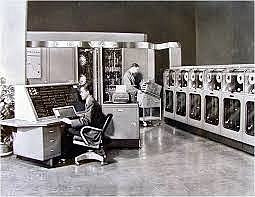 UNIVAC I COMPUTADORA COMERCIAL
