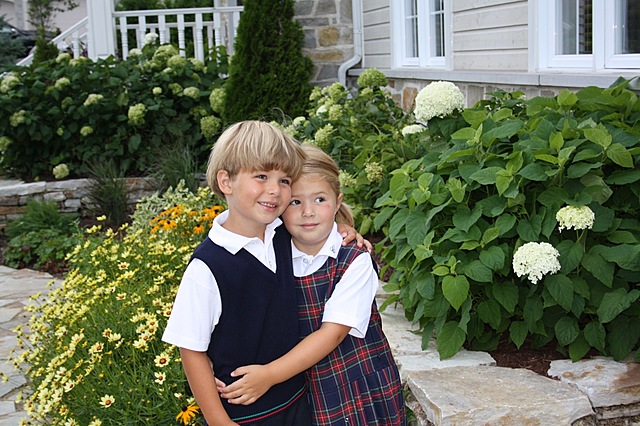 Rentrée à la maternelle à 4 ans pour Laurence
