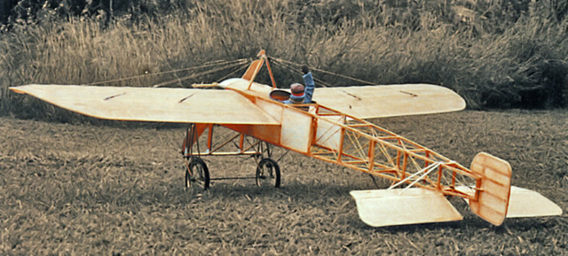 The first operational use of fixed wing aircraft in war.