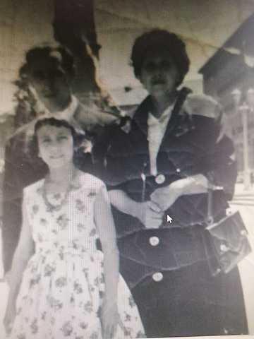 My mother's grandmother dies