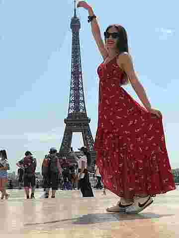 My sister's trip to France