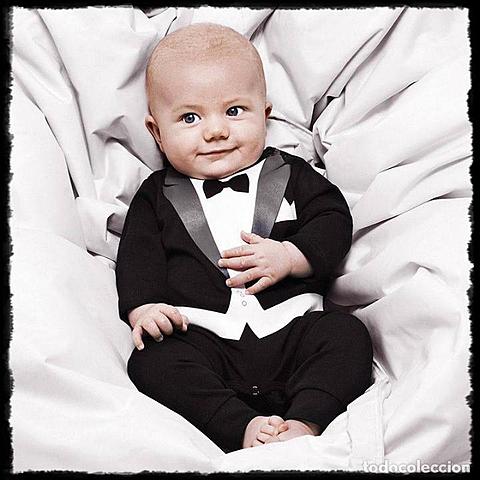 My grandparents Jose María and Ana have their second child