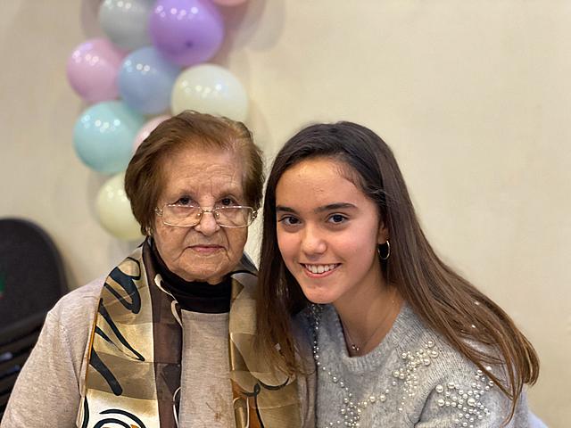 Birth of his granddaughters Julia and Lucia