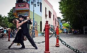 Museos, monumentos y sitios históricos.