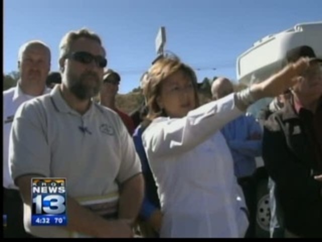Gov. Martinez tours damage from White Fire