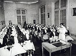 Enfermería Universitaria y su Impacto en la formación de las Parteras