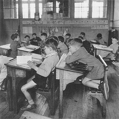 Inicio formal de las Escuelas