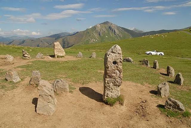 Planos inclinados y monumentos.