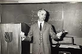 VÍCTOR GARCÍA HOZ (1911-1998)