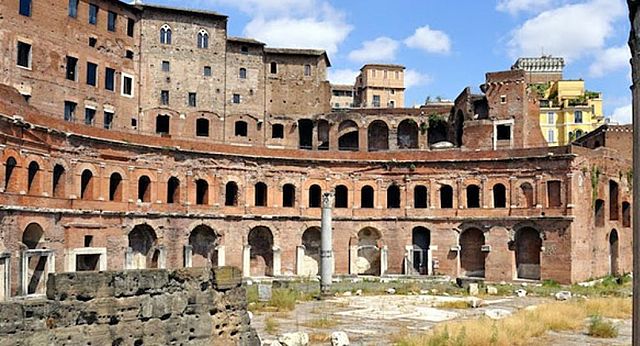 Grecia y Roma:  Mercado de Trajano