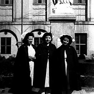 ESCUELA NACIONAL DE ENFERMERAS VISITADORAS