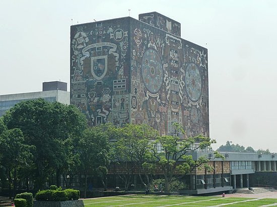 UNAM aprueba la carrera de enfermeria