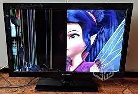 Vaig trencar la tele de una patada