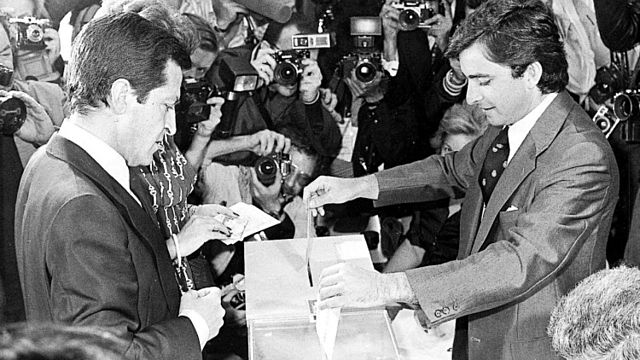 Primera votació desprès de Franco