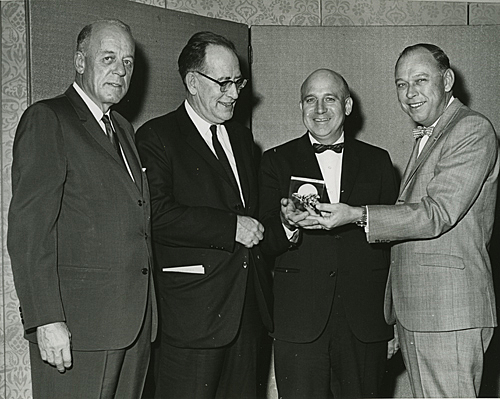 ORDENADORES DE PRIMERA GENERACIÓN