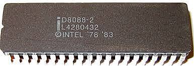 SALE AL MERCADO EL 8086 INTEL.