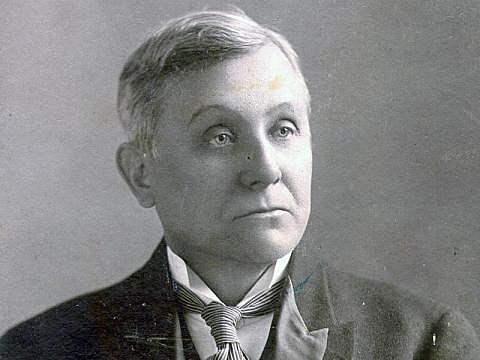 1892 Coca Cola company founded by Asa Candler