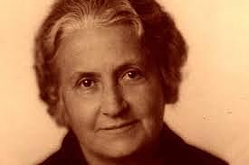 MARÍA MONTESSORI (1870-1952)