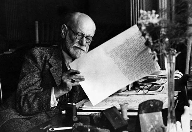 Sigmund Freud (1856-1939)