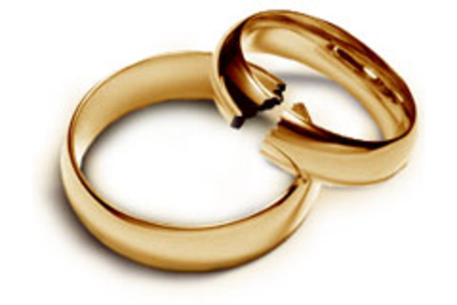 Se divorcio de Mireva