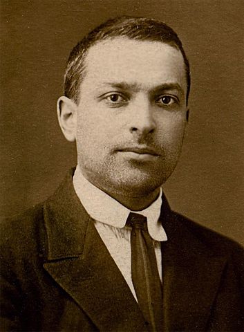 Lev Semionovich (1896-1934)