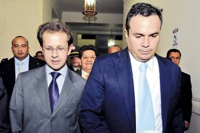 Formula pliego de cargos contra Andrés Felipe Arias y Andrés Fernández
