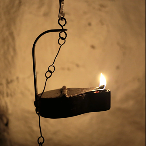 The Betty Lamp symbol