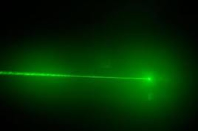 einstein rechaza cirujia