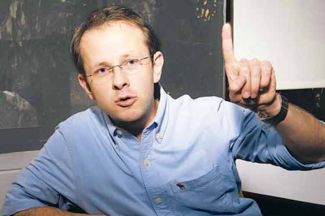 Comenzó embargo de bienes de exministro Arias