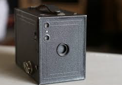 Commercialisation du Kodak Brownie