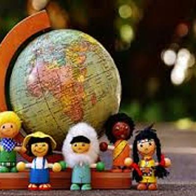 Timeline: Ensino de História: legislação.