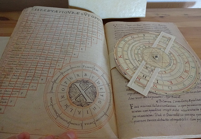 Raimundus Lullus desarrolla el Ars magna