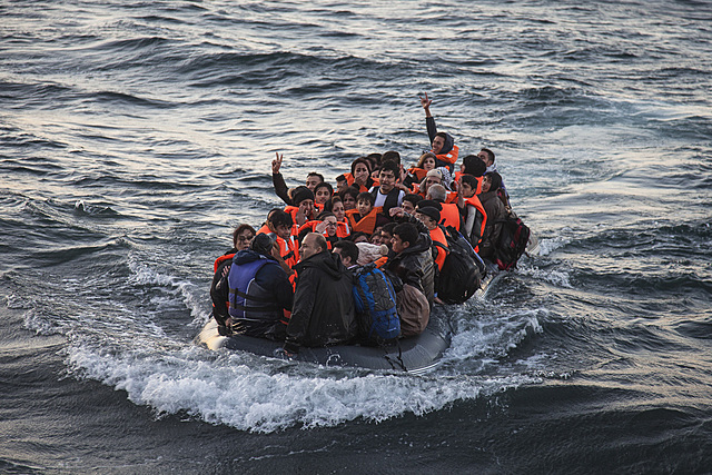 Arriven a Europa una gran quantitat de refugiats  (fet social)