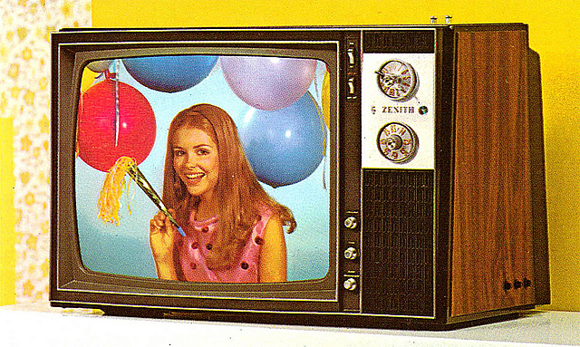 LA TELEVISIÓN A COLOR