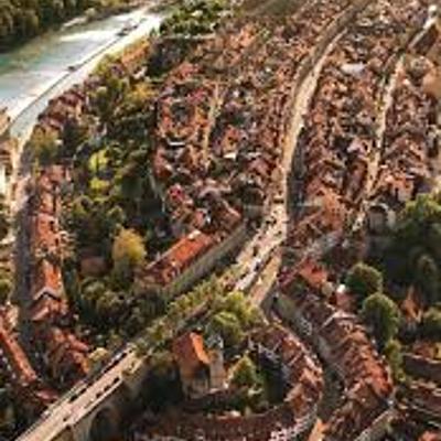 Timeline: Berna. Suiza. Patrimonio natural propiedad de toda humanidad.