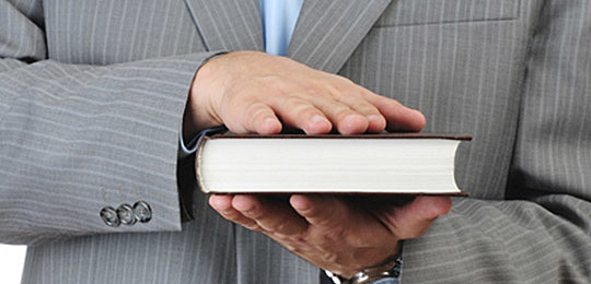 Se crea el primer código de ética de los psicólogos.