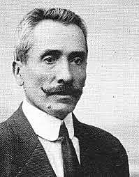 Rafael Reyes Spindola.