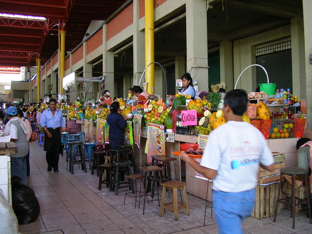 Mas tarde, volvemos al mercado para probar un jugo natural. Que delicioso.