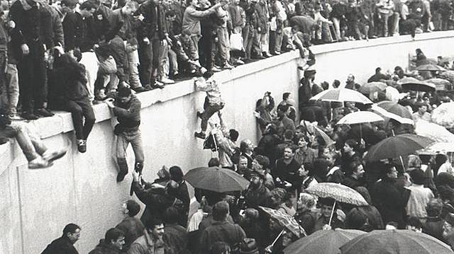 "Crollo" del Muro di Berlino