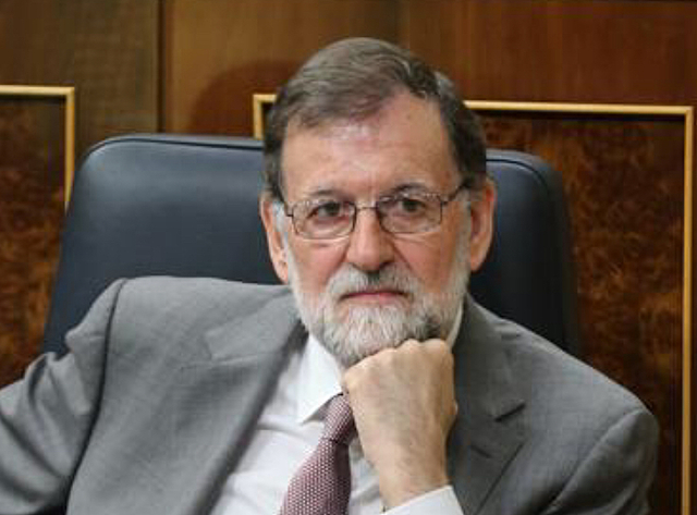 Rajoy dimiteix