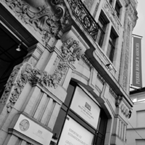 La Peinture Surrealiste Exhibition