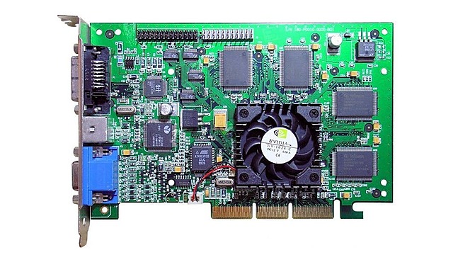 NVIDIA inventa la GPU: GeForce 256