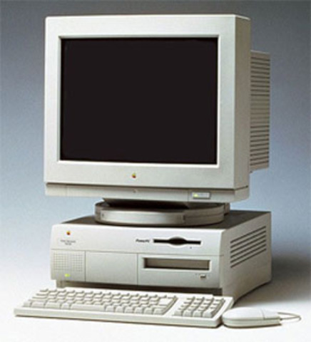 Mi primer ordenador, monitor y torre