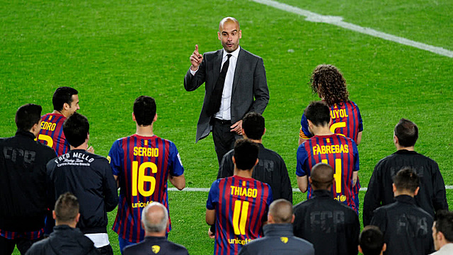 Pep Guardiola signa com entrenador del barça (Fet economic)